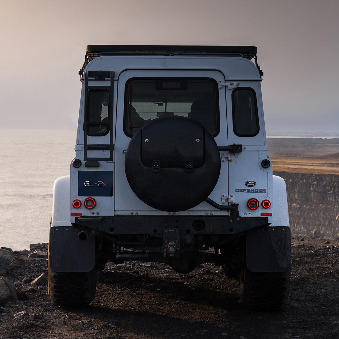 Glohh GL-2x Defender Tailights (1990 - 2016)