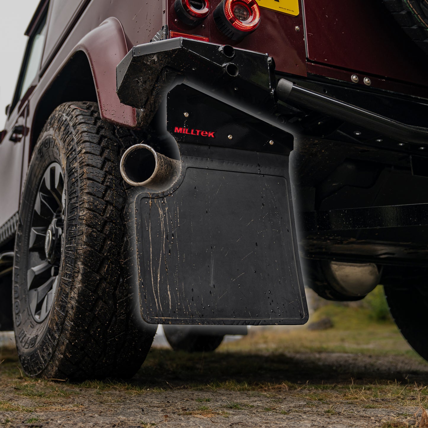 Defender L316 90 1986 - 2016 - Rear Mudflaps inc Brackets