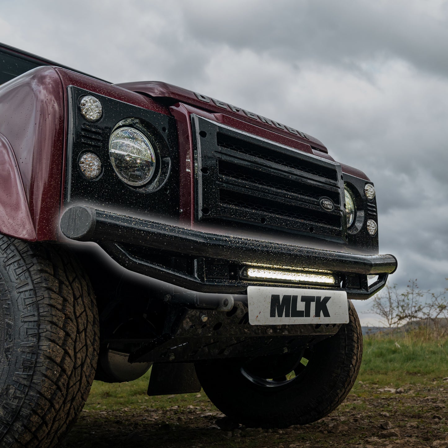 Land Rover Defender L316 1986 - 2016 - Front Tubular Bumper